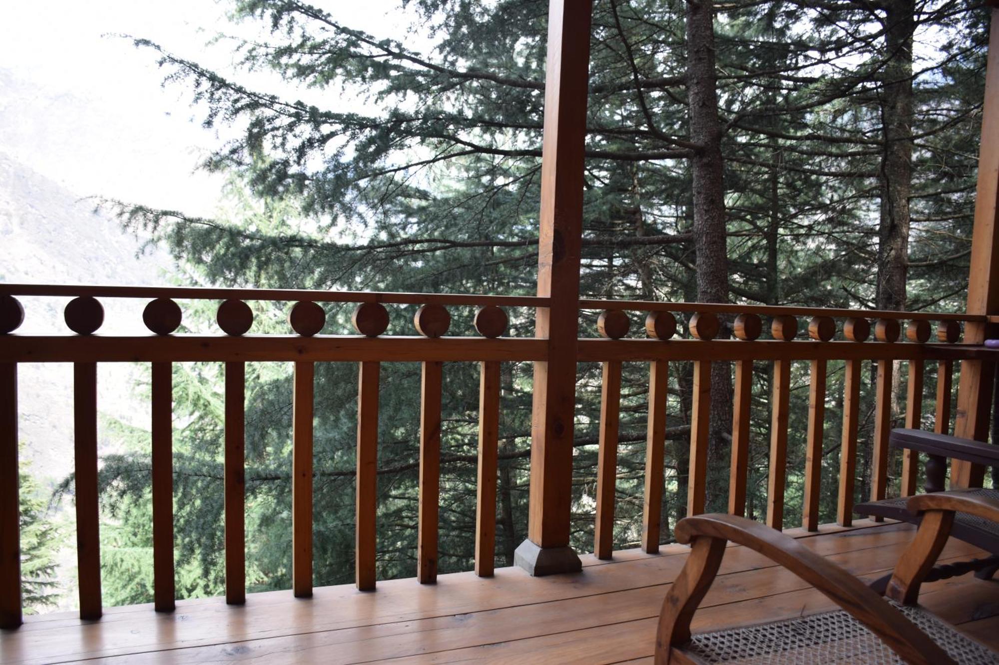 Kudrat - A Boutique Homestay- Tirthan Valley Gushaini エクステリア 写真