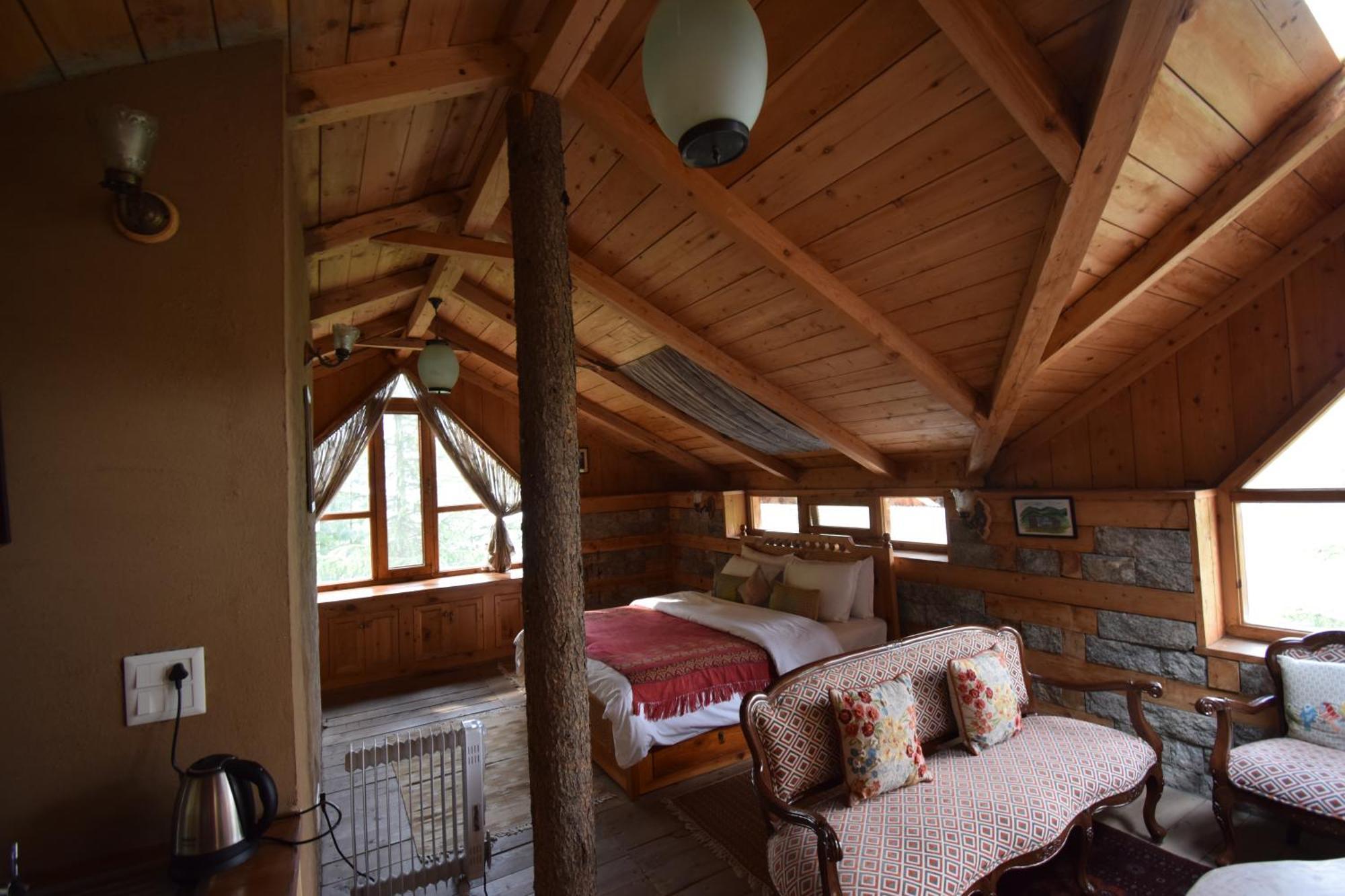 Kudrat - A Boutique Homestay- Tirthan Valley Gushaini エクステリア 写真